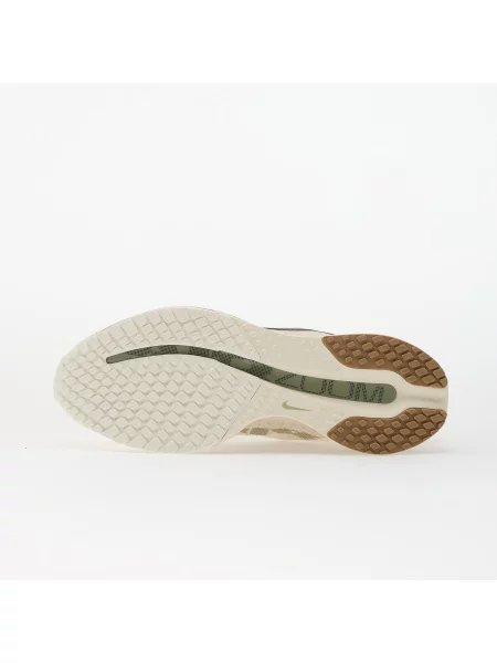 Сникърси Nike Pegasus Premium Pale Ivory/ Black Spruce-Jade Horizon EUR 46 черно
