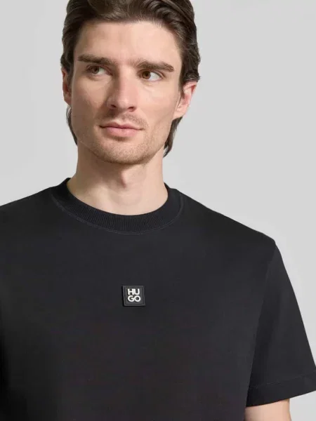 T-shirt o kroju regular fit z domieszką bawełny Model „DILANSO” Hugo czarna