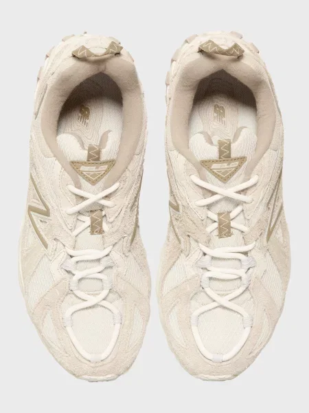 Кросівки New Balance бежеві