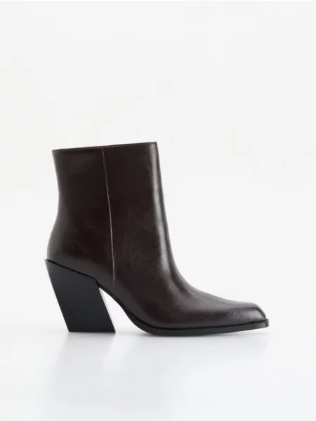Reserved Botine din piele cu maro-închis maro