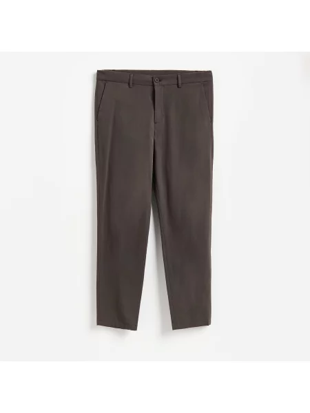 Reserved Kalhoty chino slim fit pudrově hnědá