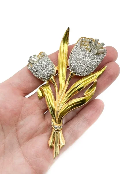 Брошка Jennifer Gibson Jewellery на цветя златисто