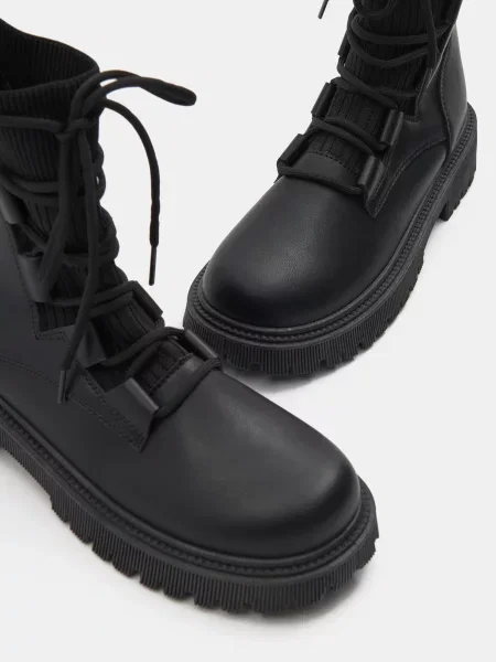 Кожаные ботинки Sinsay черные