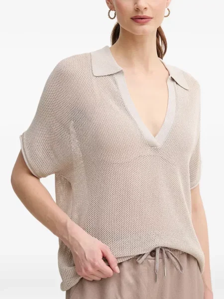 Tricou Marc Aurel cu decolteu în V plasă