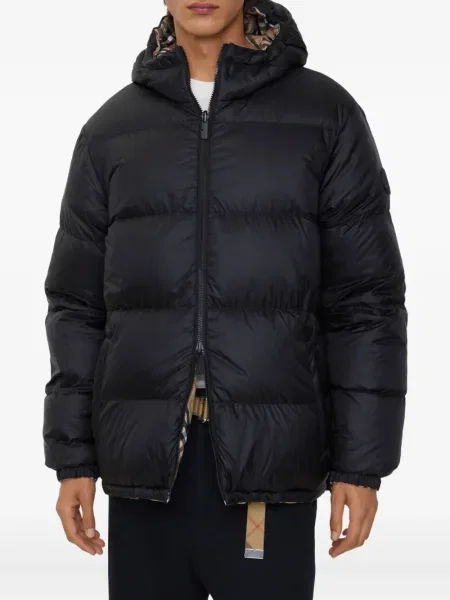 Карирано яке Burberry черно