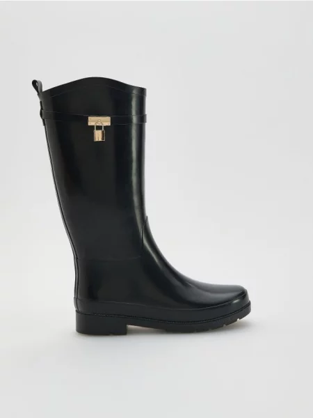 Ботфорты Reserved с пряжкой черные