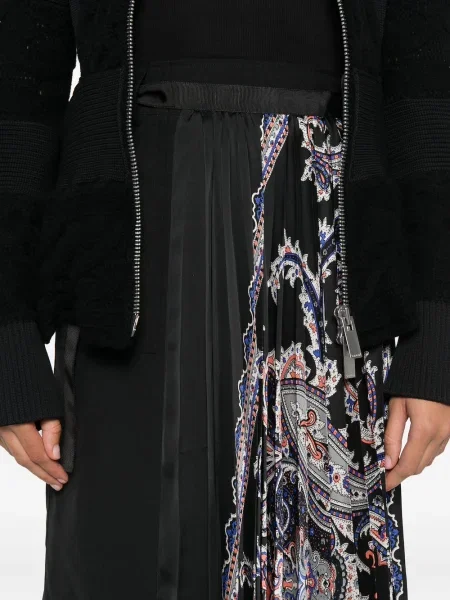 Fusta plisata Sacai cu imagine cu model paisley plisată negru