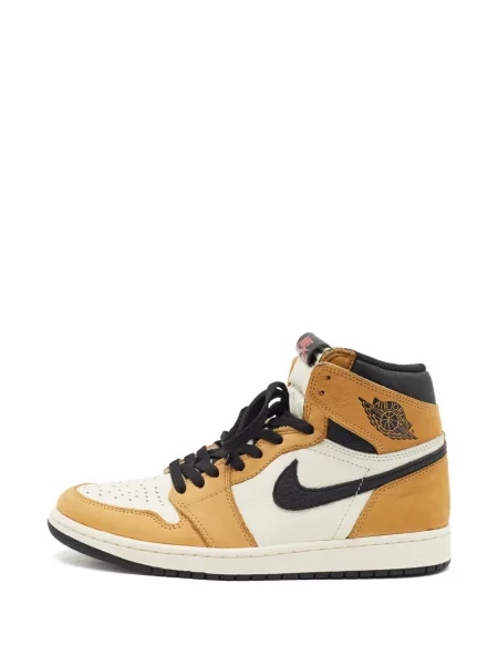 Retro sneaker Jordan Air Jordan 1 sárga