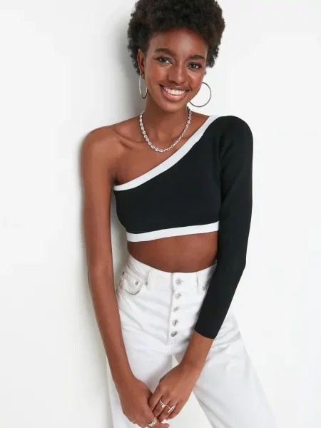 Top Trendyol cu un umăr gol negru