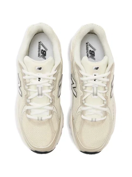 Șapcă New Balance cu broderie cu buline cu perforații gri