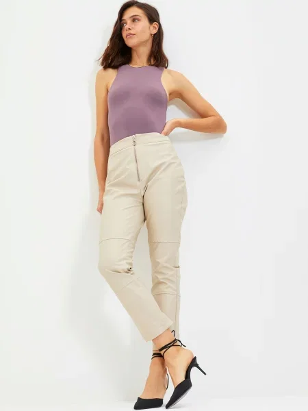 Pantaloni Trendyol bej