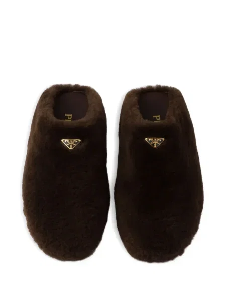 Papuci tip mules Prada din piele de căprioară maro