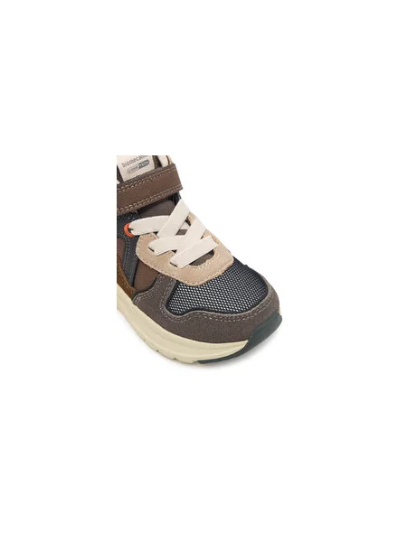 Sneakersy Biomecanics S hnědá