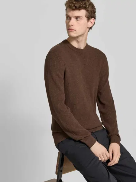 Sweter z dzianiny z prążkowanymi wykończeniami Mcneal