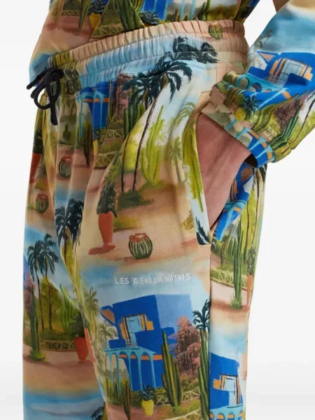 Pantaloni Les Benjamins cu imagine verde