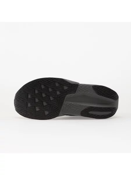Sneakers New Balance FuelCell Rebel v5 Black EUR čierna