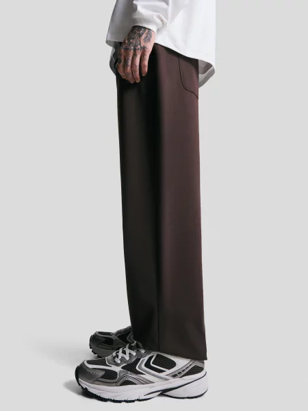 Bershka Spodnie Jogger O Kroju Straight Tailoring Mężczyzna L brązowy