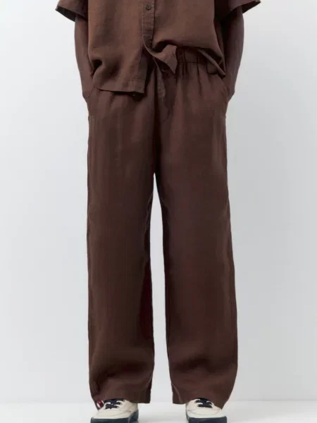 Pull&Bear Pantaloni ciocolatiu
