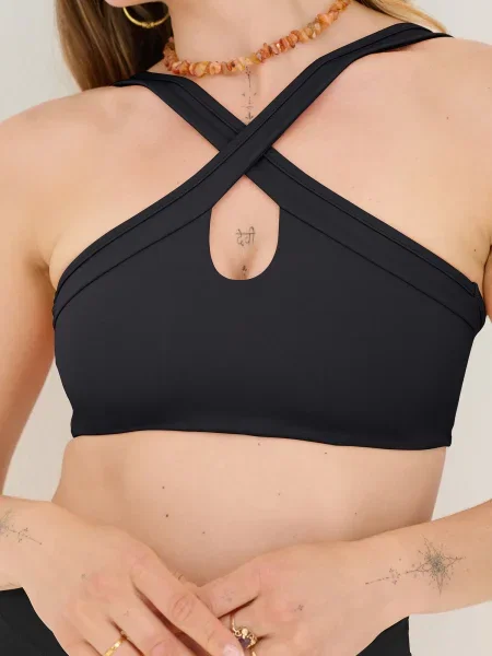 ABOUT YOU x Sofia Tsakiridou Top Cara' negru