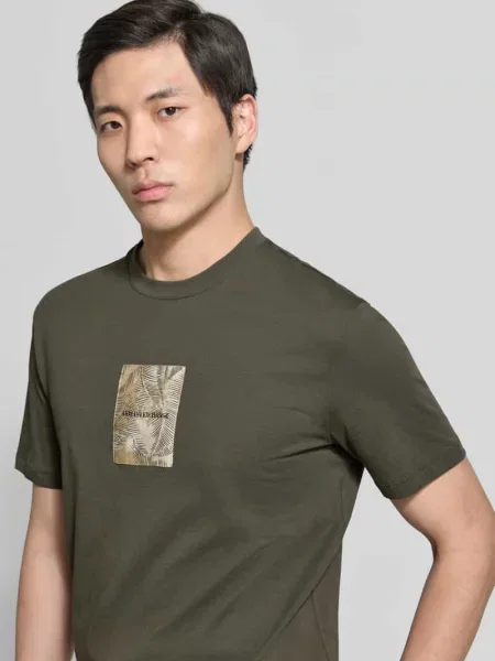 Koszulka T-shirt w kroju regular fit z naszywką z logo Armani Exchange zielona