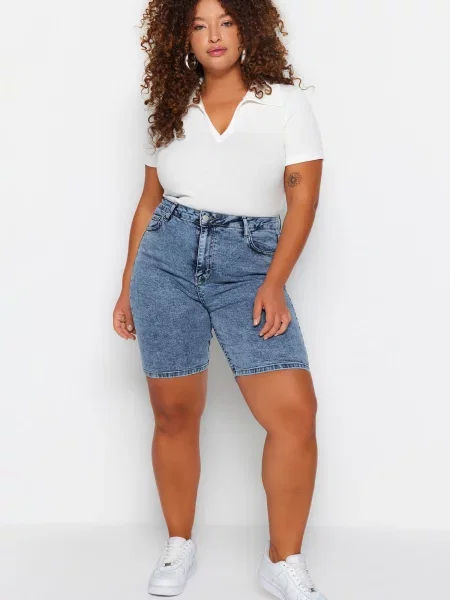 Дънкови шорти Trendyol синьо