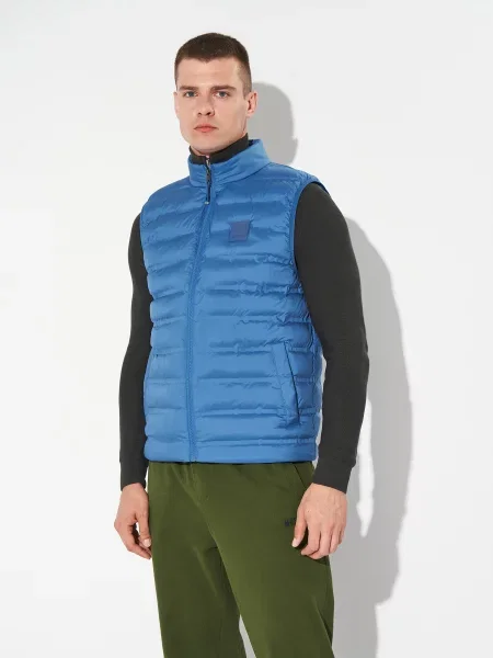 Жилет з утеплювачем Mustang Jeans Dublin блакитний