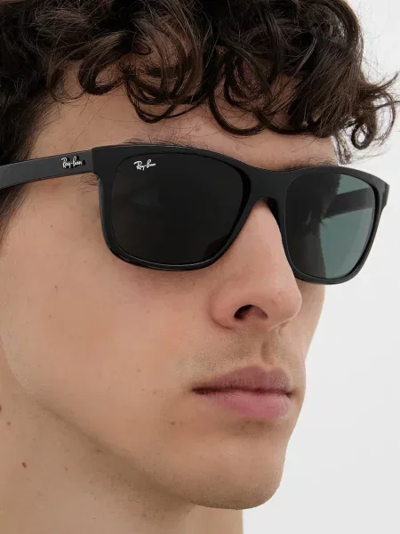Ray-Ban férfi négyzet alakú napszemüveg fekete