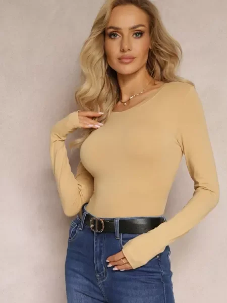 Bluză închis din croială cambrată Evas bej