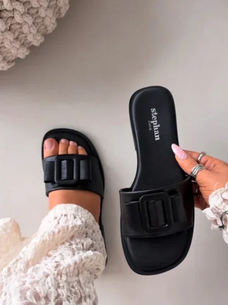 Șlapi Boto cu cataramă negru