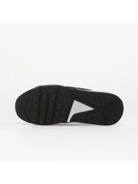 Nike Air Max IVO gyermek cipő fekete/fehér/fehér. Méret: 40 EU fehér