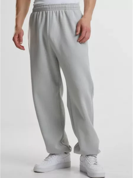 Pantaloni de trening Urban Classics gri