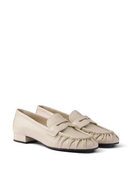Pantofi loafer Prada din piele