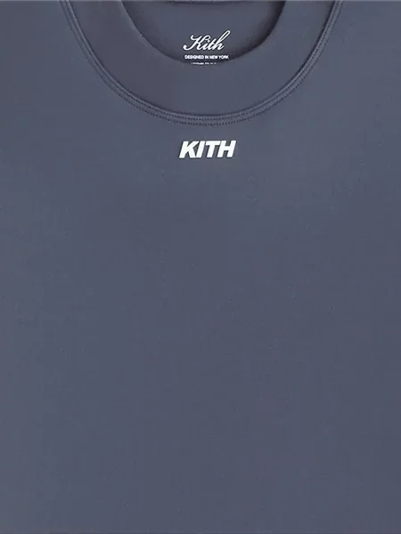 Scurt top Kith albastru