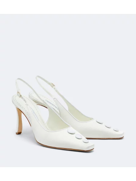 Pantofi cu toc Manolo Blahnik din satin slingback alb