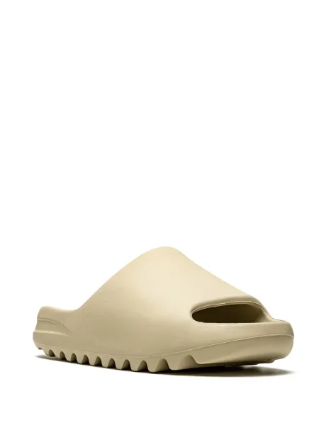 Klapki Adidas Yeezy białe