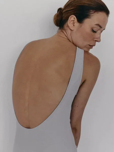 Muuv. strój kąpielowy jednoczęściowy V SWIMSUIT szary