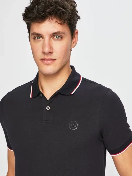 Тениска с яка Armani Exchange с изчистен дизайн тъмносиньо