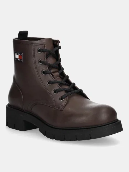 Кожени боти Tommy Jeans TJW LACE UP LEATHER BOOT с равна подметка кафяво