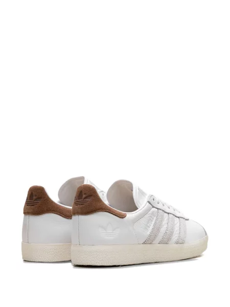 Szarvasbőr csíkos sneaker Adidas Gazelle fehér