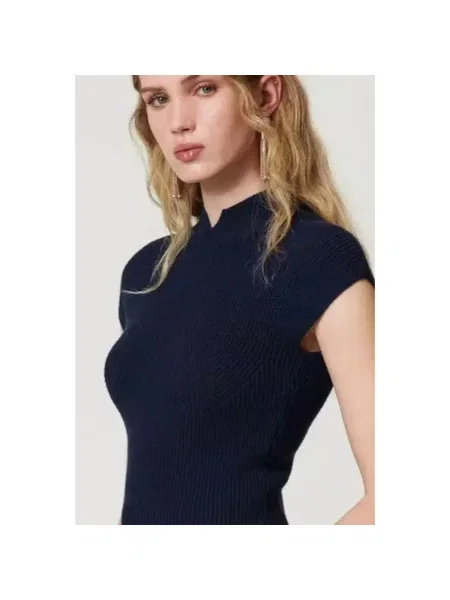 Sweter Twinset z okrągłym dekoltem niebieski