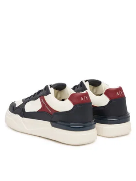 Sneakersy Armani Exchange bílé