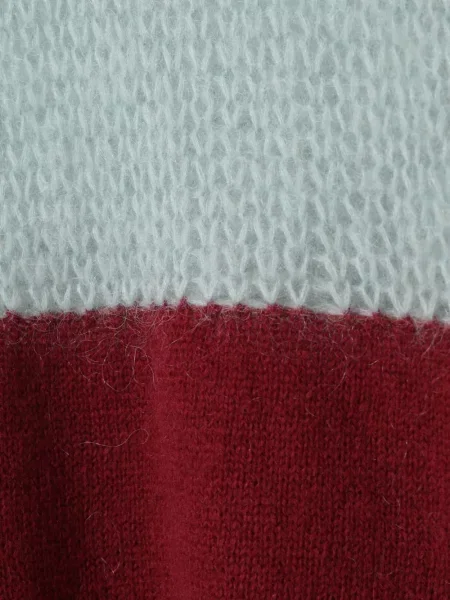 Pulover Undercover de mohair albastru