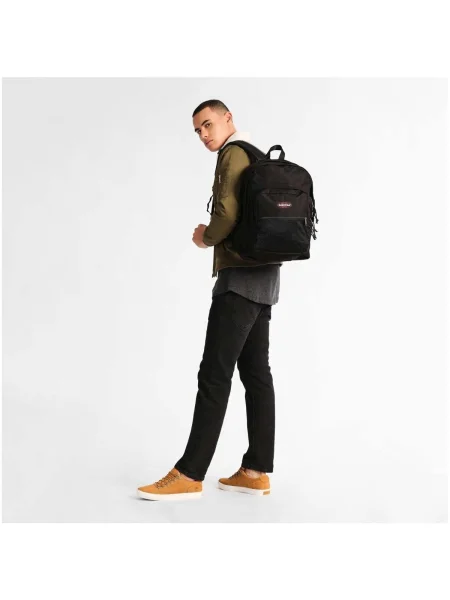 Kabelka Eastpak čierna
