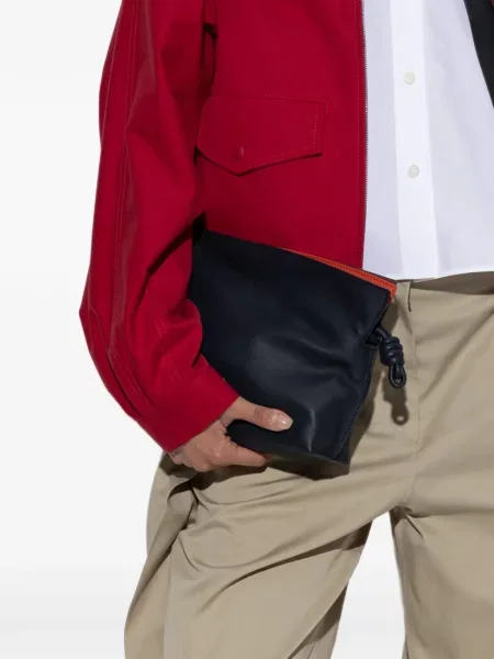 Bőr crossbody táska Loewe kék