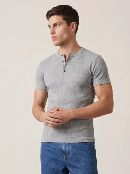 ARMIE Tričko The Peter Slim-Fit Henley Ribbed T-shirt světle šedá