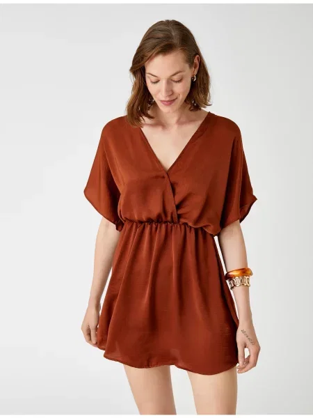 Mini obleka Koton s kratkimi rokavi rdeča