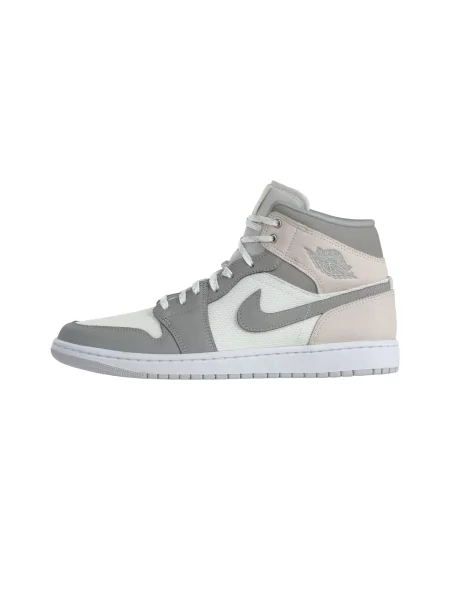 Sneakerși Jordan alb