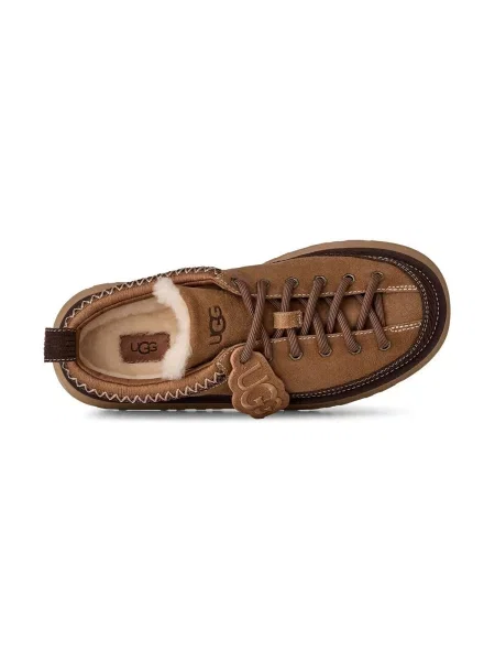 Šnurovacie čipkované tenisky Ugg