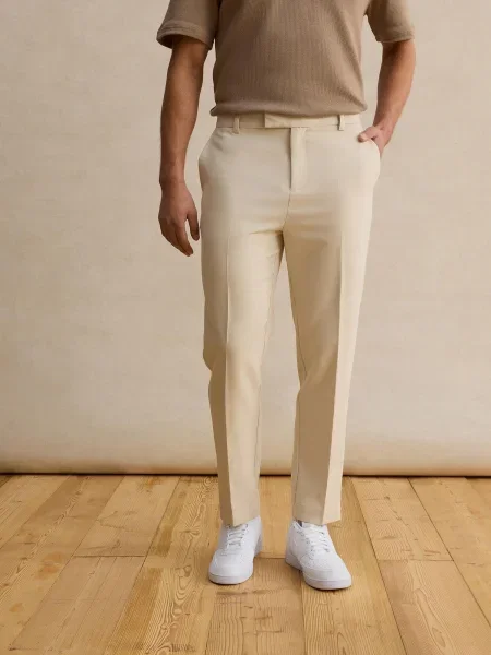 DAN FOX APPAREL Pantaloni cu dungă Justus murdar alb