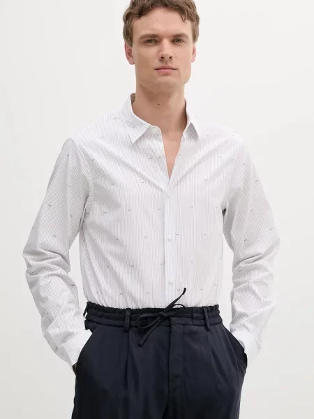 Риза Armani Exchange със стандартна кройка с класическа яка бяло